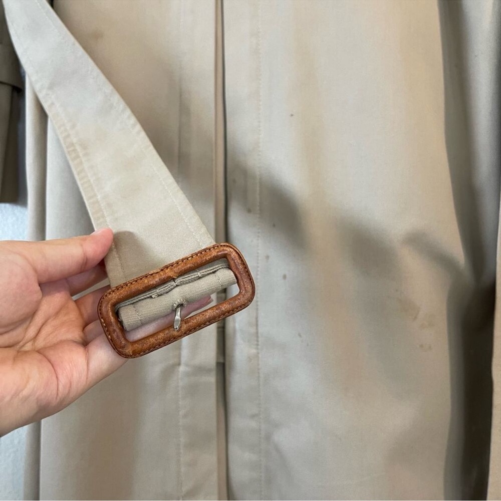 Burberry Vintage Women's Tan Cotton Long Trench Coat w/ Belt (10 L) - Picture 9 of 15